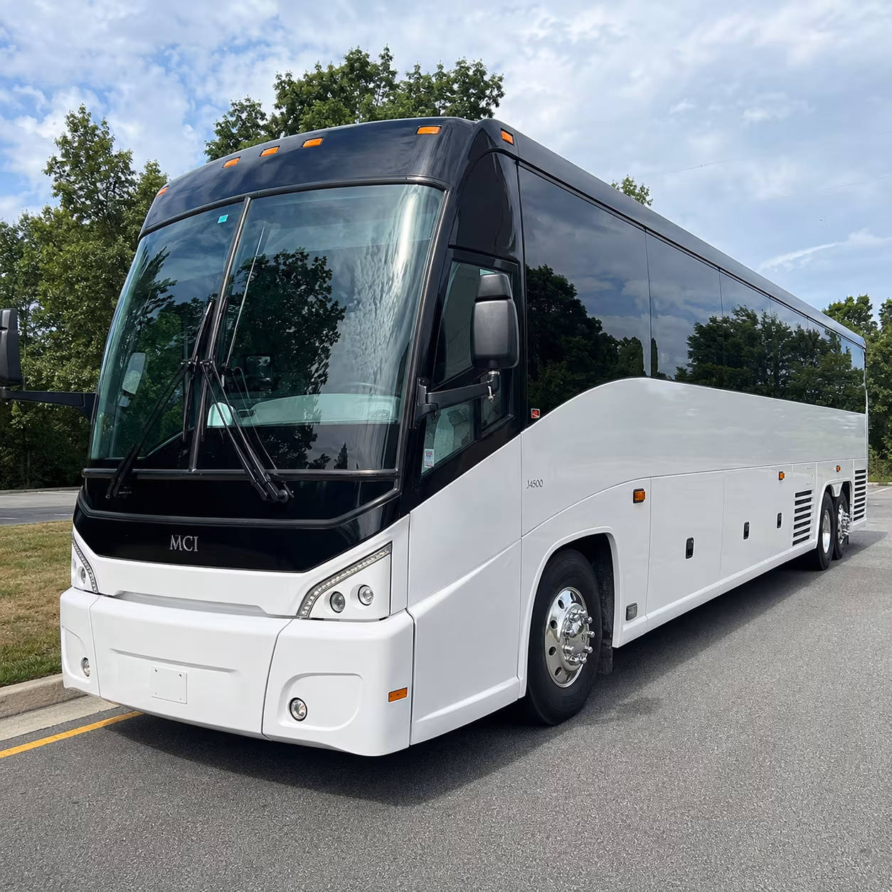 hampton coliseum and chartway arena concert buses