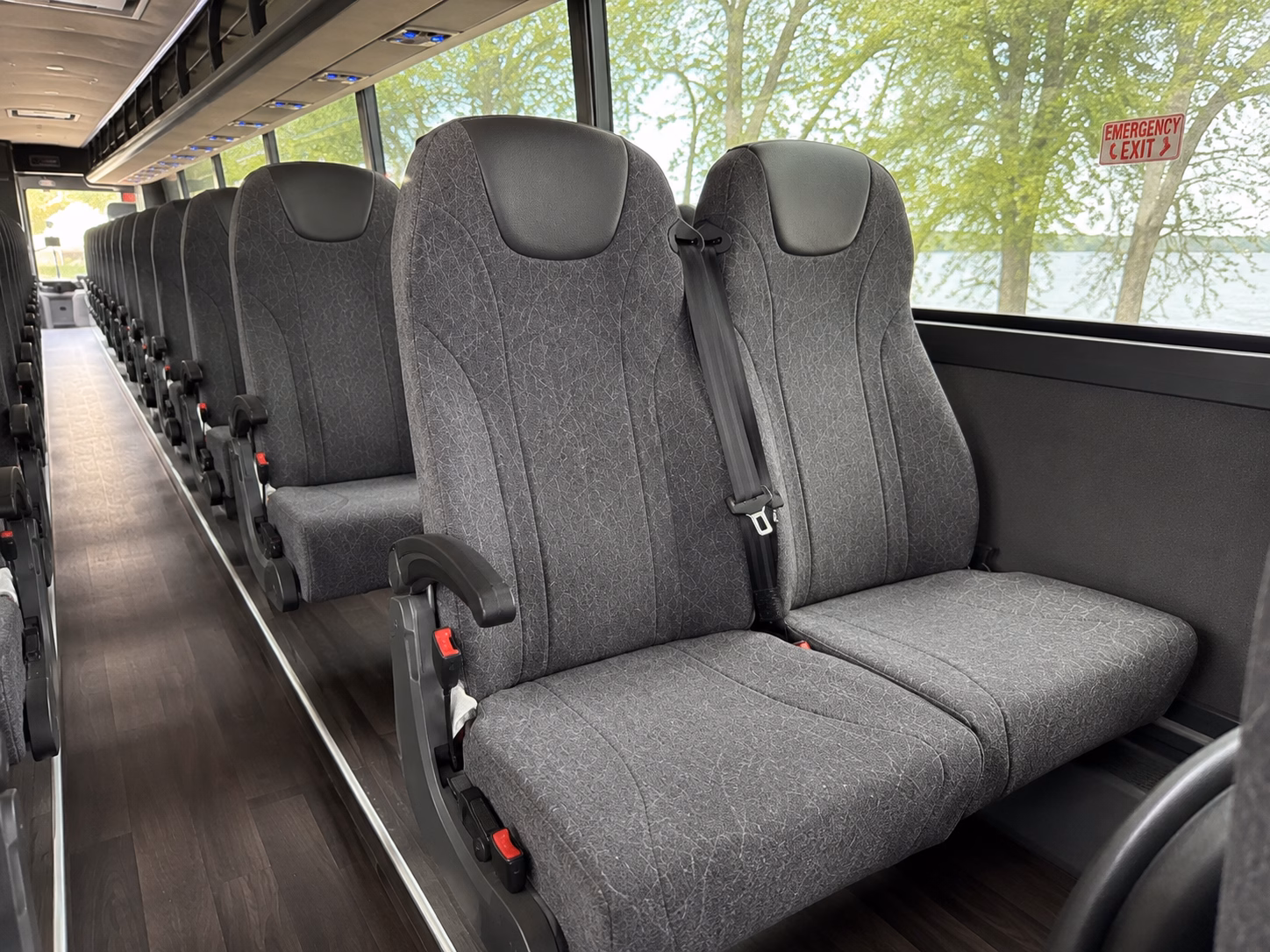 richmond international airport ric charter bus rentals from chesapeake